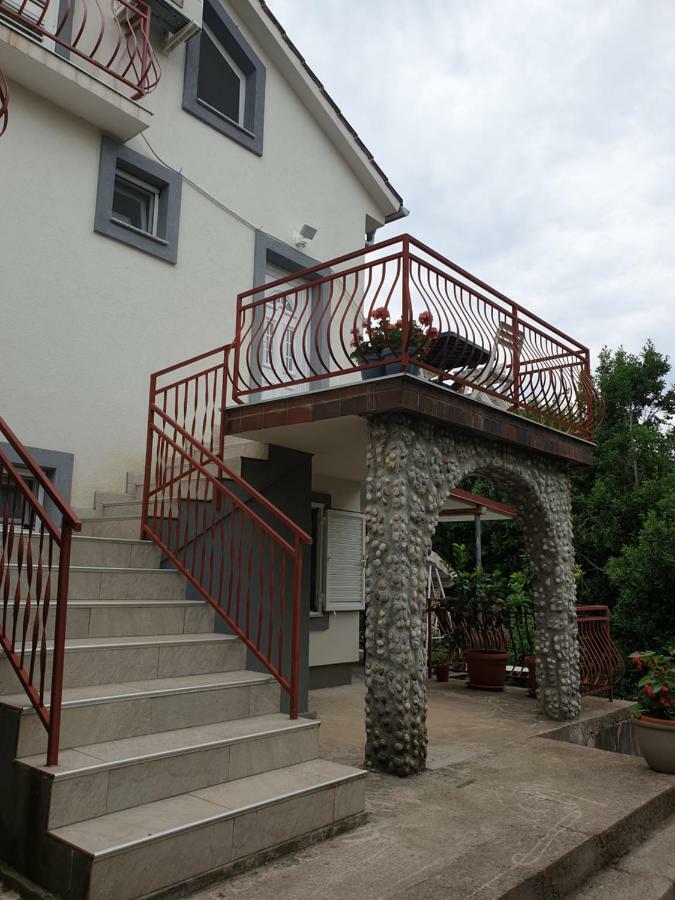 Apartmani Pejo Gostinjac Exterior photo